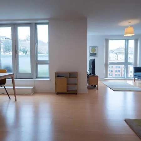 公寓 Gorgeous Flat With Parking 布里斯托