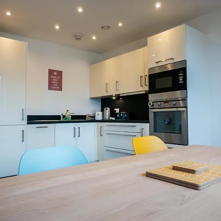 Gorgeous Flat With Parking 公寓 布里斯托